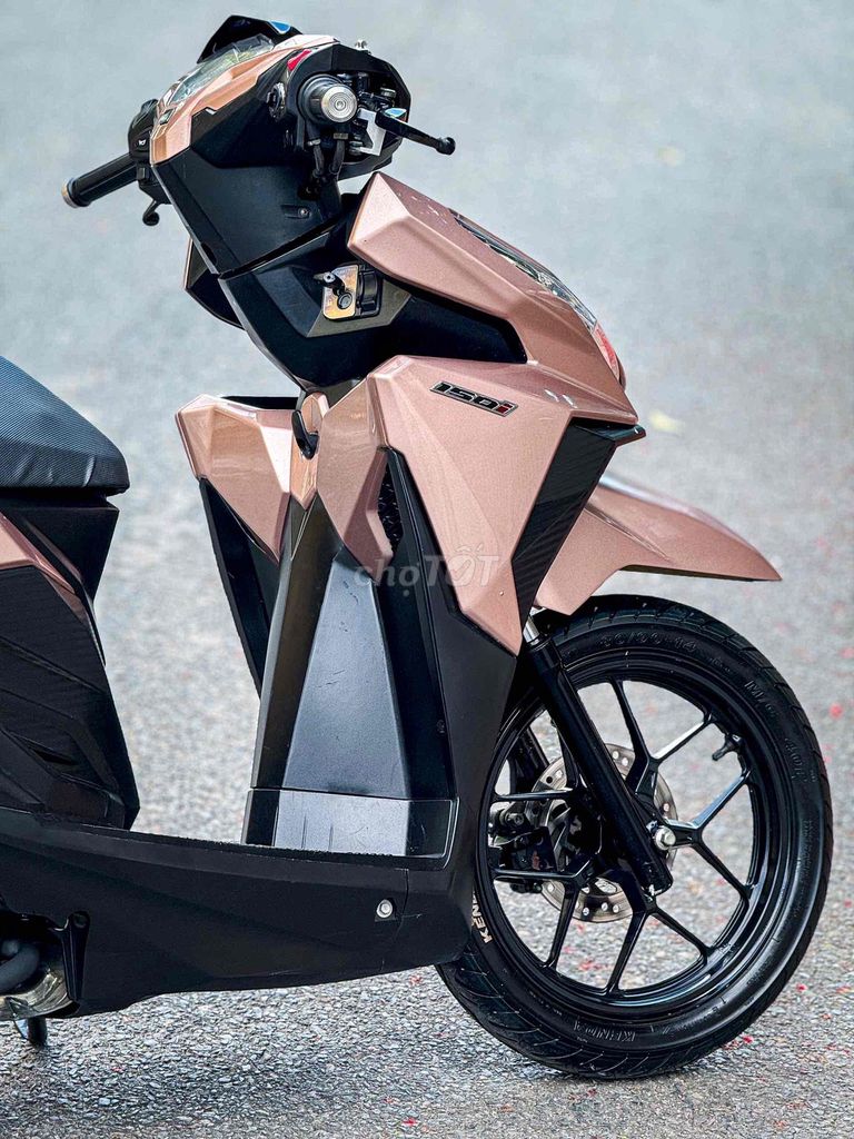 click thai 2017 bstp 9chủ xe keng nợ xấu trả 50% ạ. Mua bán Xe máy tại Quận Bình Tân Tp Hồ Chí Minh được đăng bởi Xe Máy Qúy Le hình 4