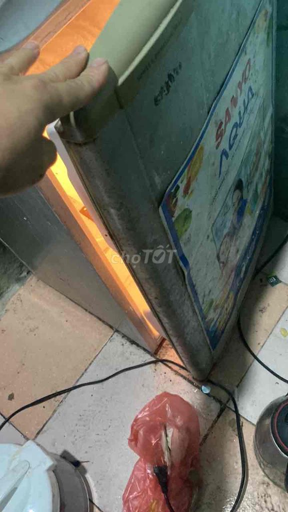 Tủ lạnh Sanyo Aqua mini Xám. Mua bán Tủ lạnh tại Quận Hoàng Mai Hà Nội được đăng bởi Tran hình 1