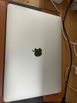 Macbook pro m2 13” 2022 ra16g/256g sạc45 bh3 tháng. Mua bán Laptop tại Quận 3 Tp Hồ Chí Minh được đăng bởi Phúc Nguyễn