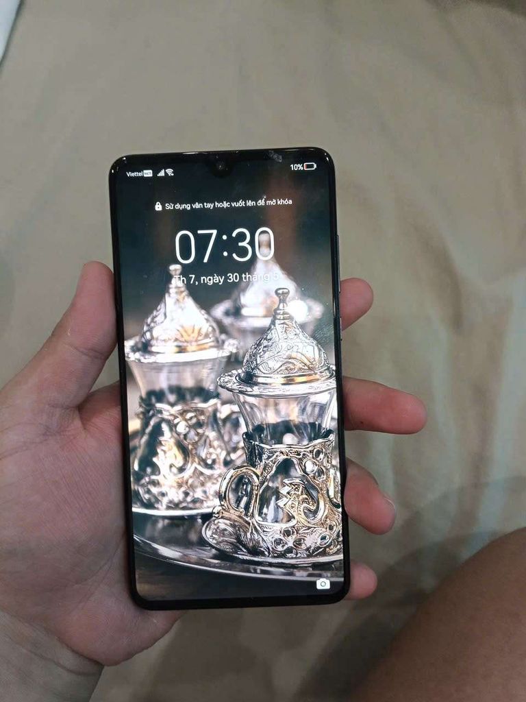 Huawei Mate 20 Đen. Mua bán Điện thoại tại Quận Bắc Từ Liêm Hà Nội được đăng bởi Nguyễn Đức Dũng hình 1