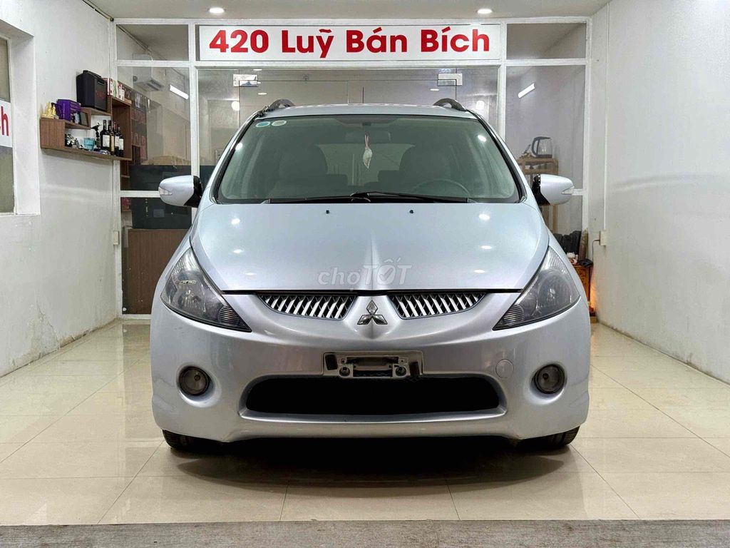 Mitsubishi Grandis 2005 2.4 AT - 120000 km. Mua bán Ô tô tại Quận Tân Phú Tp Hồ Chí Minh được đăng bởi Thế Anh hình 1