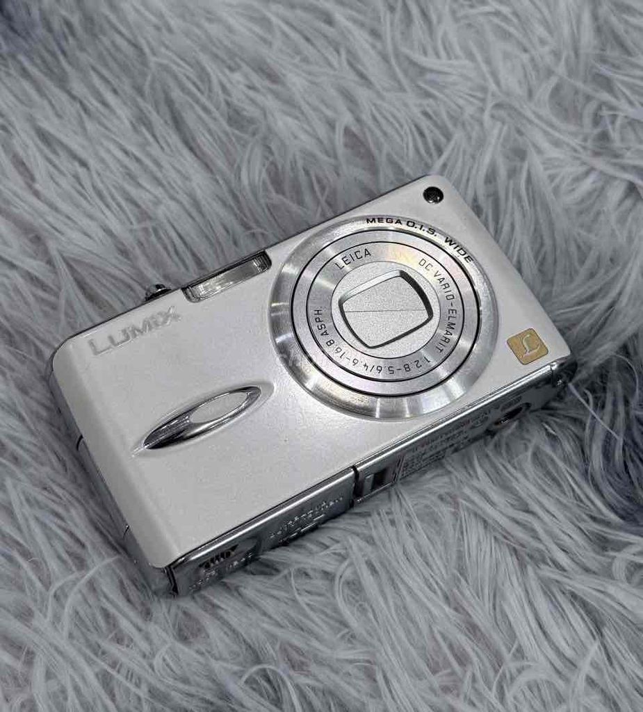 Máy ảnh Panasonic lumix DMC-FX01 Màu trắng. Mua bán Máy ảnh, Máy quay tại Quận 5 Tp Hồ Chí Minh được đăng bởi Phan Thế Phong  hình 1