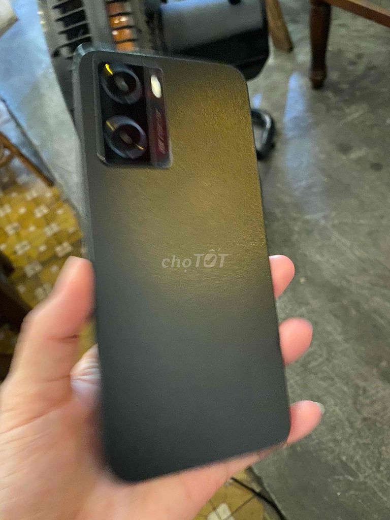 Oppo A77s 128GB đen pin 5000 mới 99%