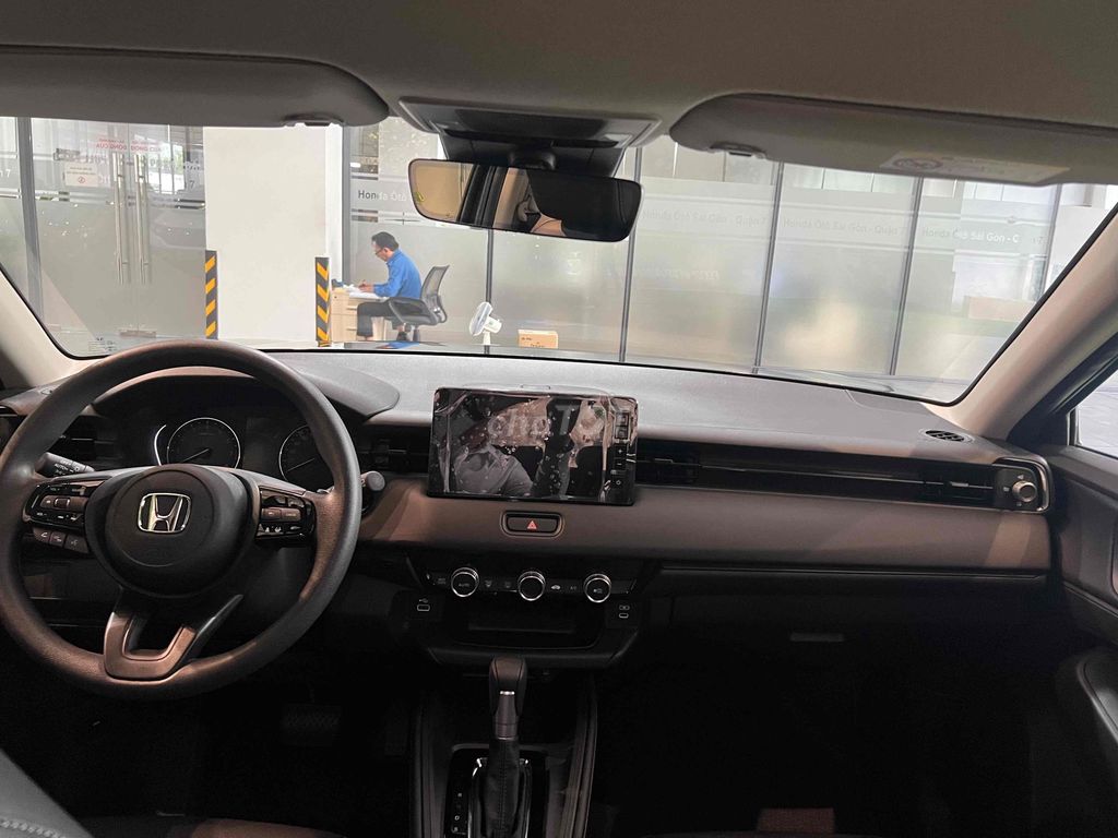 Honda HRV 2025 G, KM 100% Thuế trước bạ, phụ kiện. Mua bán Ô tô tại Quận 7 Tp Hồ Chí Minh được đăng bởi SHOWROOM HONDA ÔTÔ QUẬN 7 hình 10