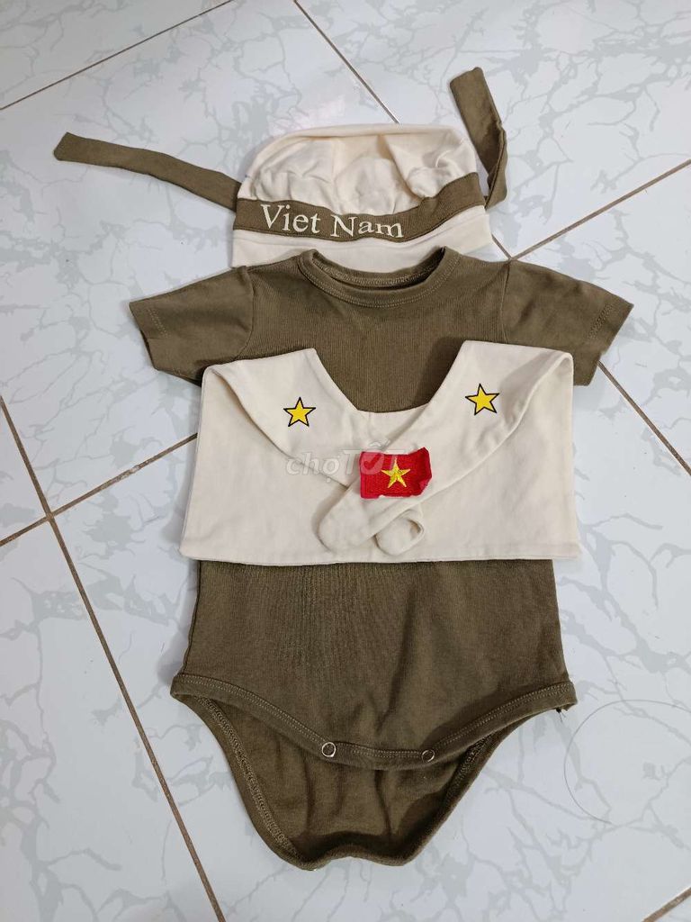 set hải quân trẻ em 8 - 10 kg. Mua bán Mẹ và bé tại Quận Hoàng Mai Hà Nội được đăng bởi Đạt hình 1