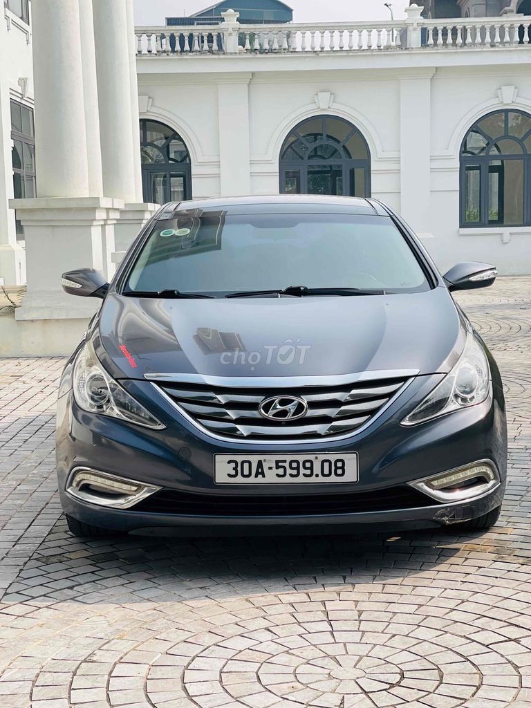 Hyundai Sonata 2012 Xám. Mua bán Ô tô tại Thị xã Sơn Tây Hà Nội được đăng bởi Chữ Tín hình 1