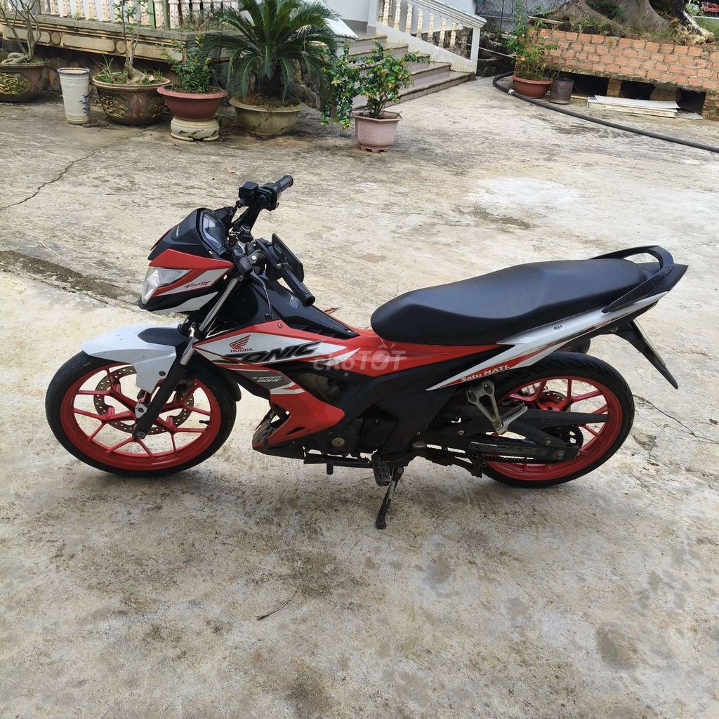 Xe không dùng đến nên muốn để lại cho ae đam mê. Mua bán Xe máy tại Huyện Krông Nô Đắk Nông được đăng bởi Đạt Hạ Sỹ hình 4