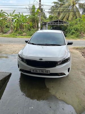 Kia Cerato 2018 1.6 MT - 80000 km