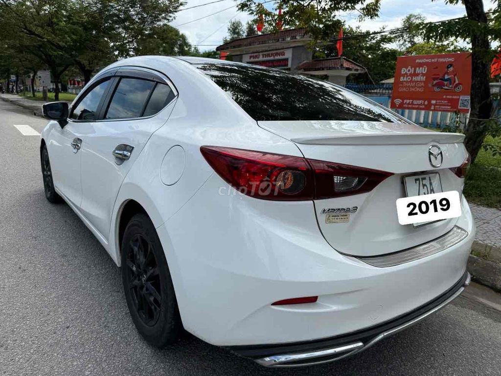 Mazda 3 2019 1.5L Premium - 68.000 km xe gia đình. Mua bán Ô tô tại Thành phố Huế Thừa Thiên Huế được đăng bởi Hoàng Tàu  hình 2