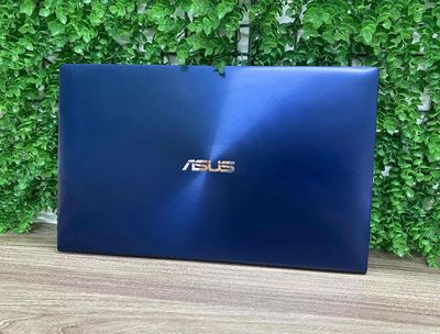 ASUS ZenBook UX533FD xanh navy, đẳng cấp dòng UX