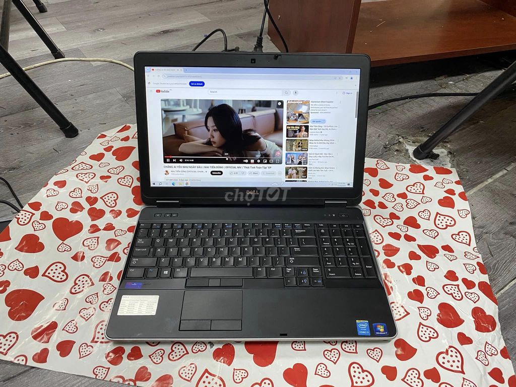 Dell m2800..i7-4810q-ram 16g-ssd 256g-15in-phím số