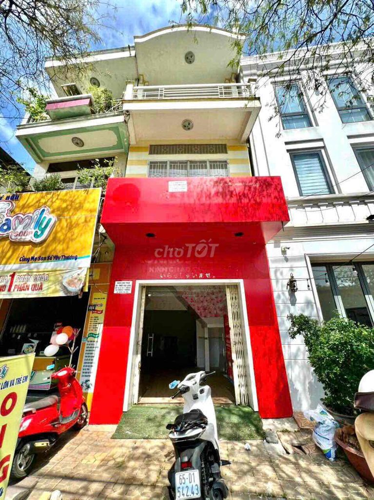 CHO THUÊ NHÀ 1 TRỆT 2 LẦU MẶT TIỀN 30/4 GIÁ TỐT