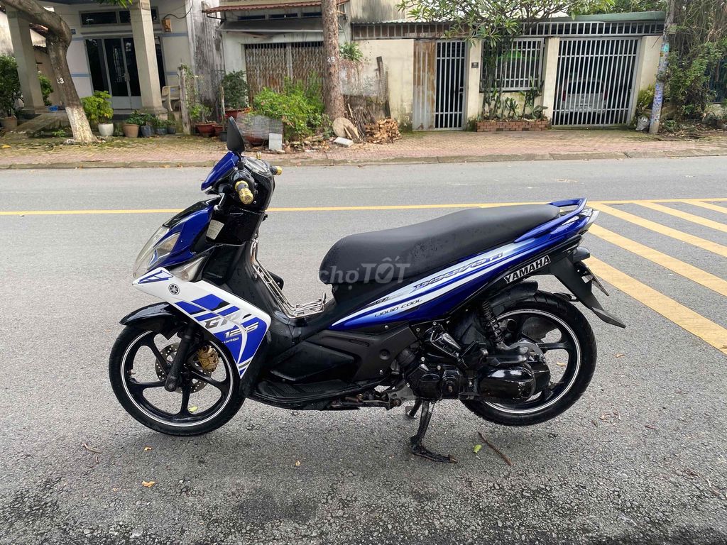 Yamaha nouvo5. Mua bán Xe máy tại Thành phố Dĩ An Bình Dương được đăng bởi Nguyễn xuân dũng hình 2
