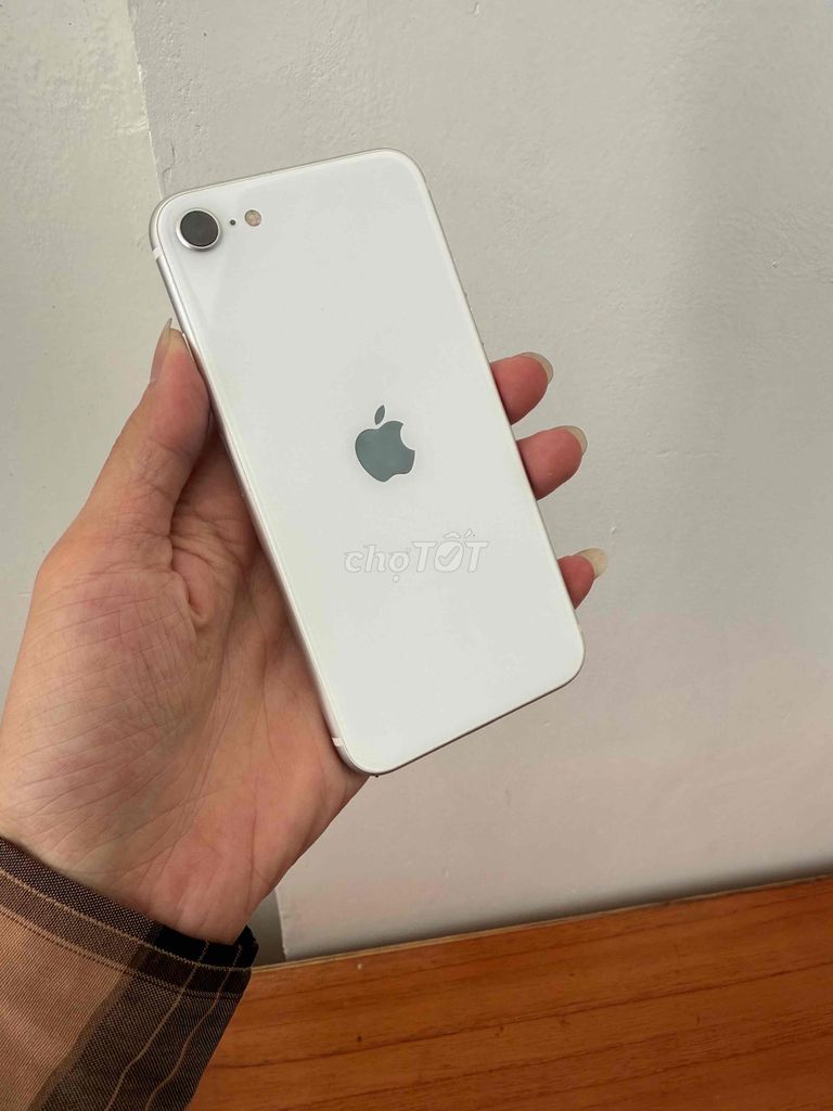 iphone Se 2020 128g quốc tế mới 99% zin. Mua bán Điện thoại tại Thành phố Buôn Ma Thuột Đắk Lắk được đăng bởi Nguyễn Tâm hình 1