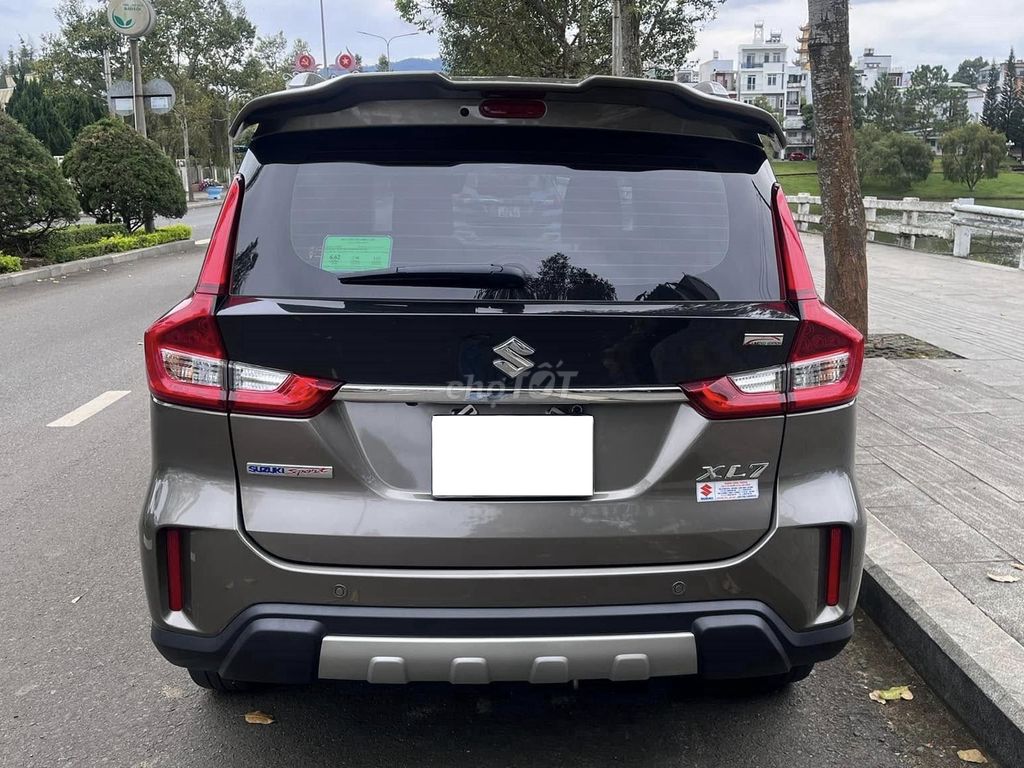 Suzuki XL7 sport 2023 xám nâu nhập khẩu. Mua bán Ô tô tại Quận 12 Tp Hồ Chí Minh được đăng bởi Xuân Trường hình 7