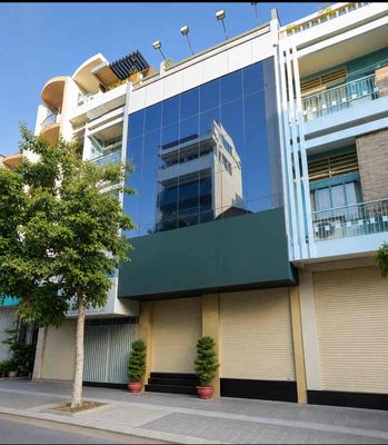 Rent · 3 bd · 96 м² · Quận 3, ул. Đường Nguyễn Đình Chiểu