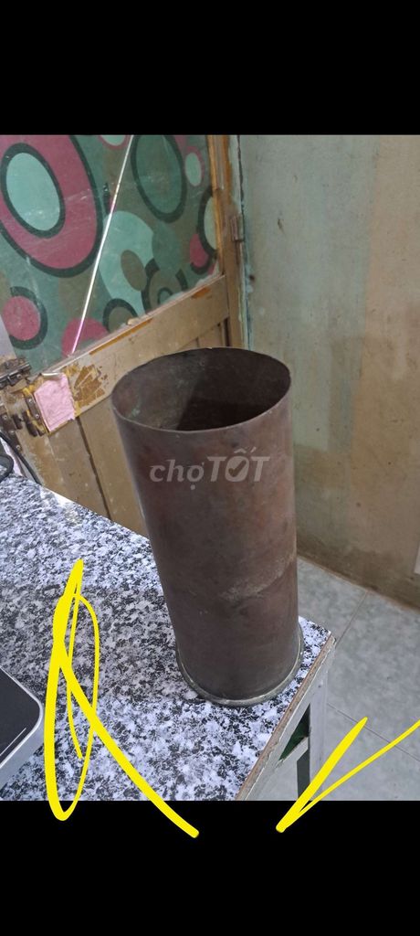 Thứ 3 đi lẹ 1 cái vỏ 105mm cao 28 năm 1945