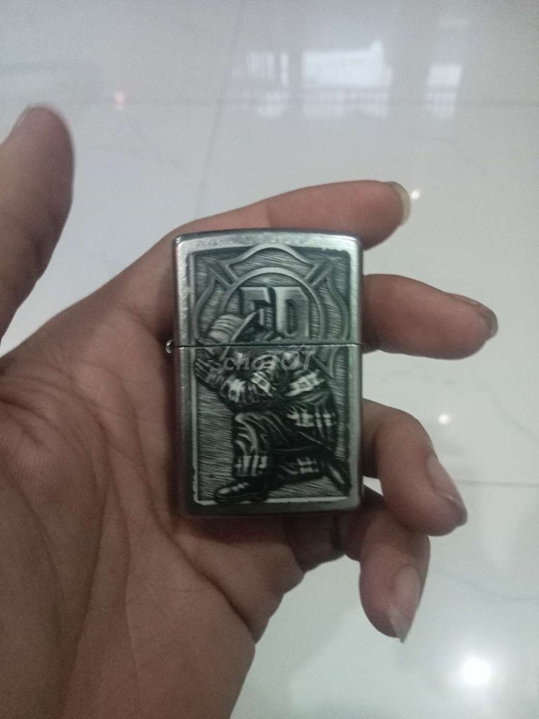 Bật lửa Zippo Kim loại Mỹ Cổ điển