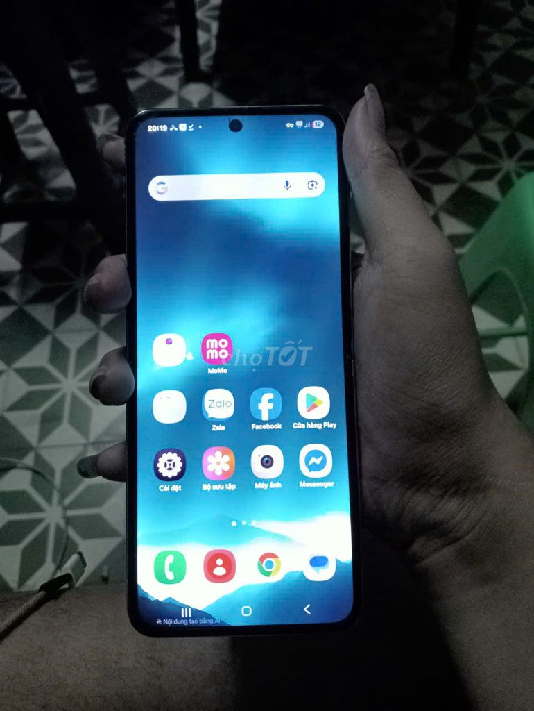 Samsung Galaxy Z Flip5 256GB Đã sử dụng. Mua bán Điện thoại tại Quận 8 Tp Hồ Chí Minh được đăng bởi Đức Nguyễn hình 1