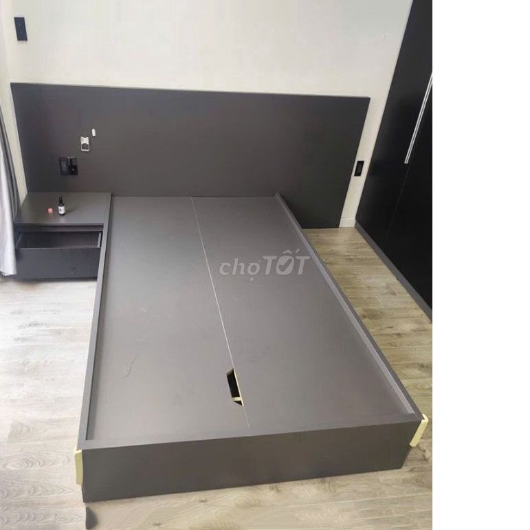 Giường Ngủ 1m2 Gỗ Công Nghiệp Xám Còn Mới 90%. Mua bán Giường, chăn ga gối nệm tại Huyện Hóc Môn Tp Hồ Chí Minh được đăng bởi MỸ HOA Thanh Lý  hình 1