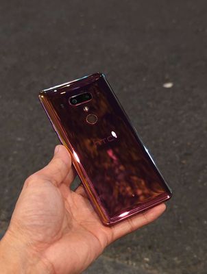 HTC U12 Plus quốc tế 2 SIM zin keng 6/128. Mua bán Điện thoại tại Quận 1 Tp Hồ Chí Minh được đăng bởi Sony Man