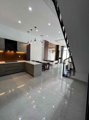 Аренда · 3 комн. · 100 м² · Quận Cẩm Lệ, ул. Trần Kim Xuyến