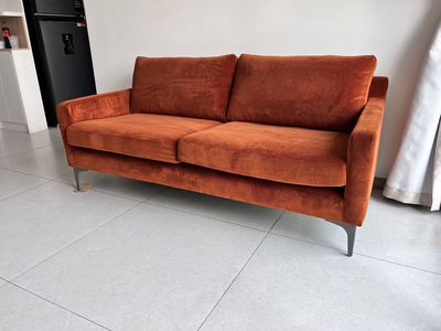 Thanh lý sofa 2 chỗ Astha Rust 1m75 - hiệu Chổi Xể. Mua bán Bàn ghế tại Thành phố Thủ Đức Tp Hồ Chí Minh được đăng bởi anhduyvodinh