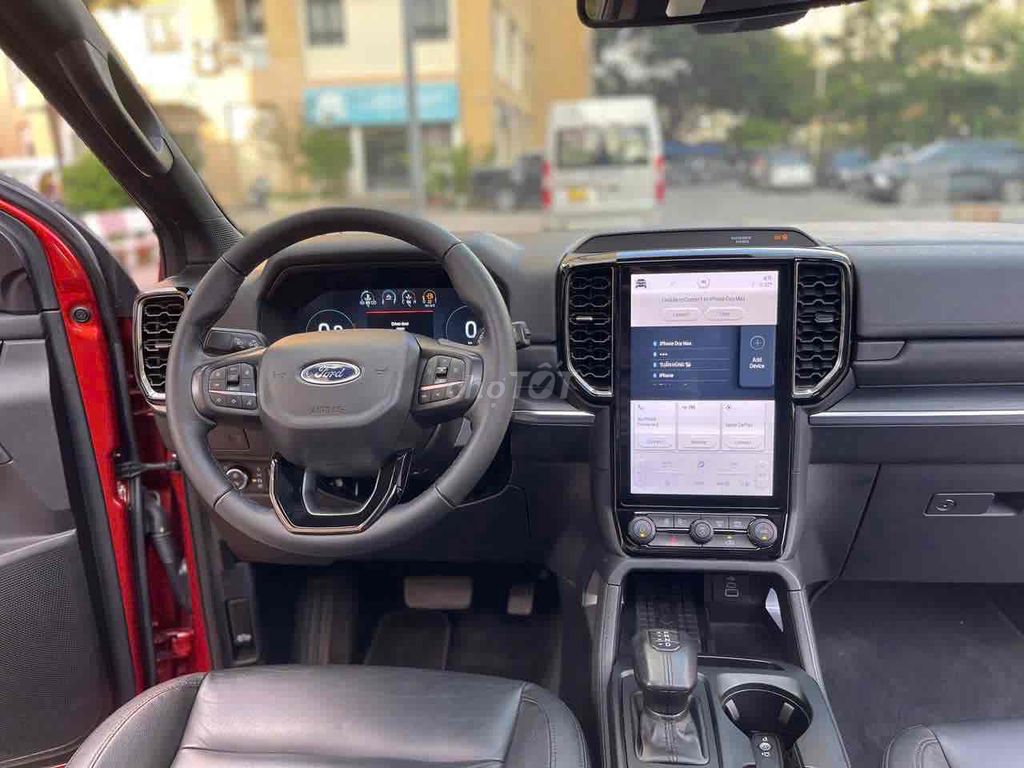 Ford Everest Titanium 2.0L 4x4 model 2023 đỏ cam. Mua bán Ô tô tại Quận Cầu Giấy Hà Nội được đăng bởi Cao Quý hình 12