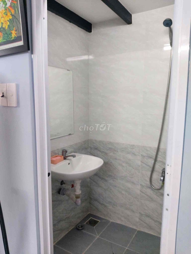 phòng cho thuê. Cho thuê Phòng trọ tại Quận Bình Thạnh Tp Hồ Chí Minh được đăng bởi Châu hình 3