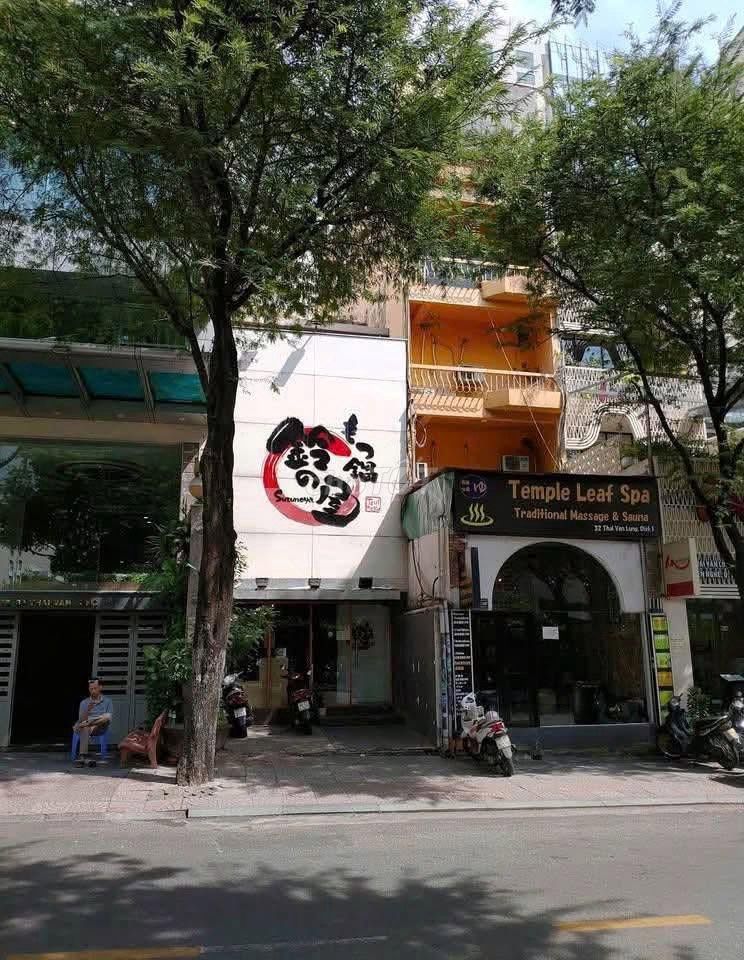 CHO THUÊ NHÀ MẶT TIỀN NGANG 8M KHU PHỐ NHẬT QUẬN 1