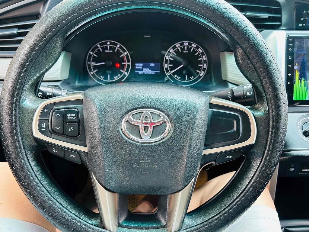 Toyota Innova 2017 2.0E - 140000 km. Mua bán Ô tô tại Thành phố Tuy Hòa Phú Yên được đăng bởi Lịch hình 8