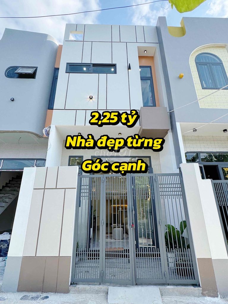 NHÀ ĐẸP TỪNG GÓC CẠNH HẺM 2 ĐƯỜNG 3/2 PHƯỜNG HƯNG LỢI