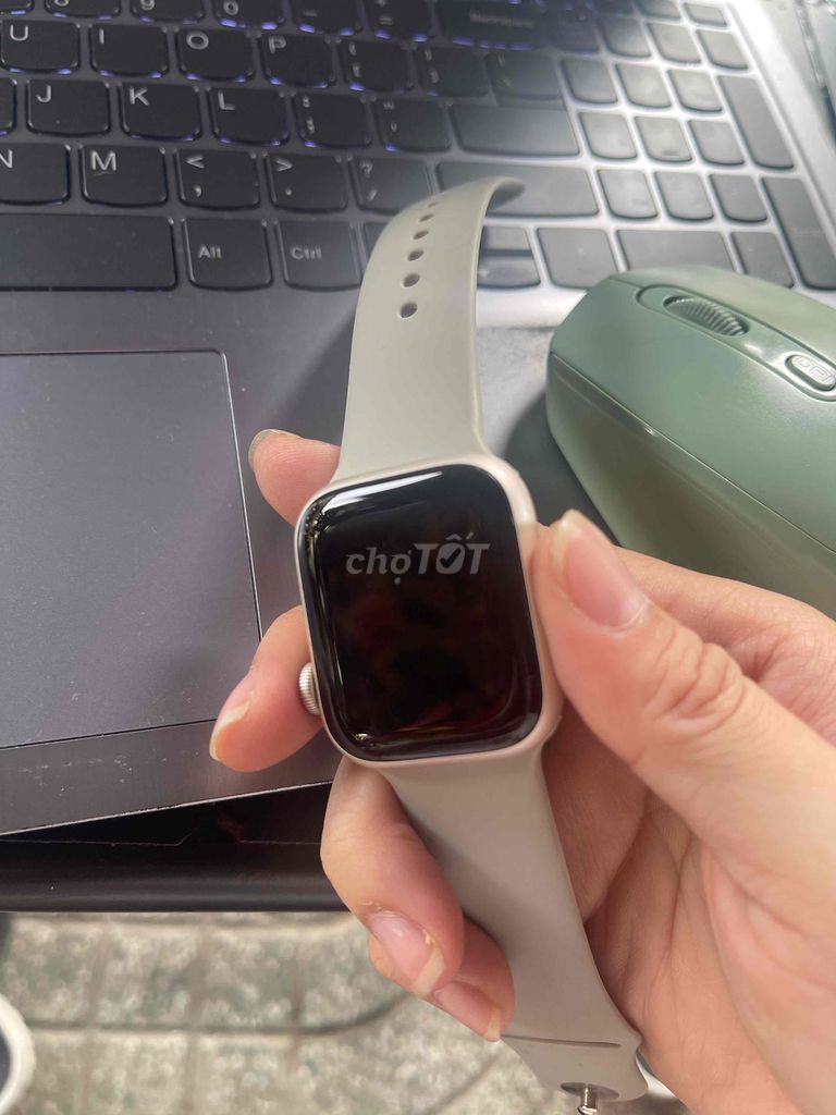 Apple Watch seri 7 - 41mm - livenew 99%