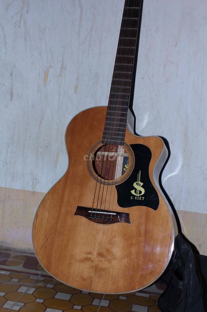 Guitar ES160
