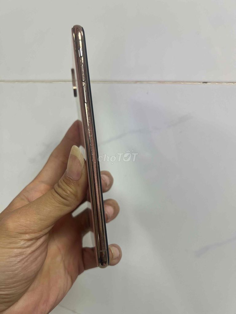 Apple iPhone XS Max 256GB Vàng .... Mua bán Điện thoại tại Thành phố Tân An Long An được đăng bởi lê văn thái hình 1