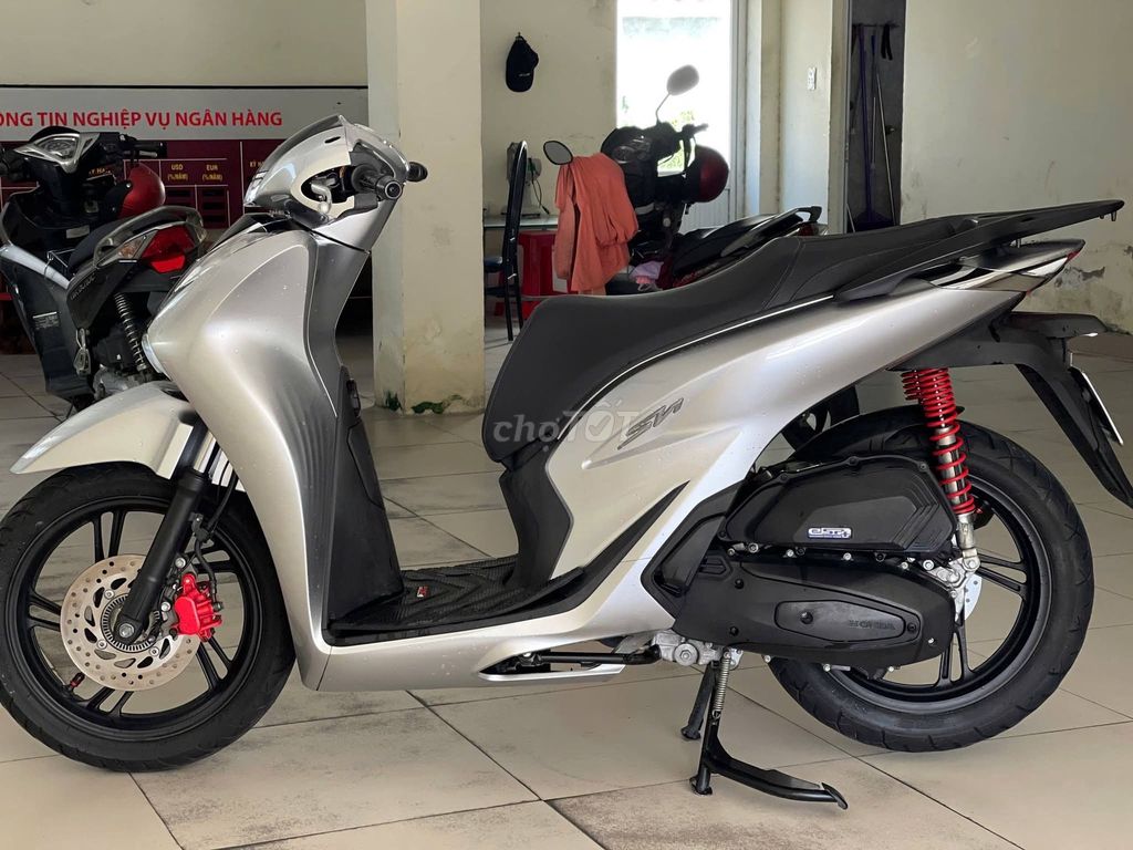 Honda SH 2023 Серый, родной двигатель, рассрочка при плохой кредитной истории