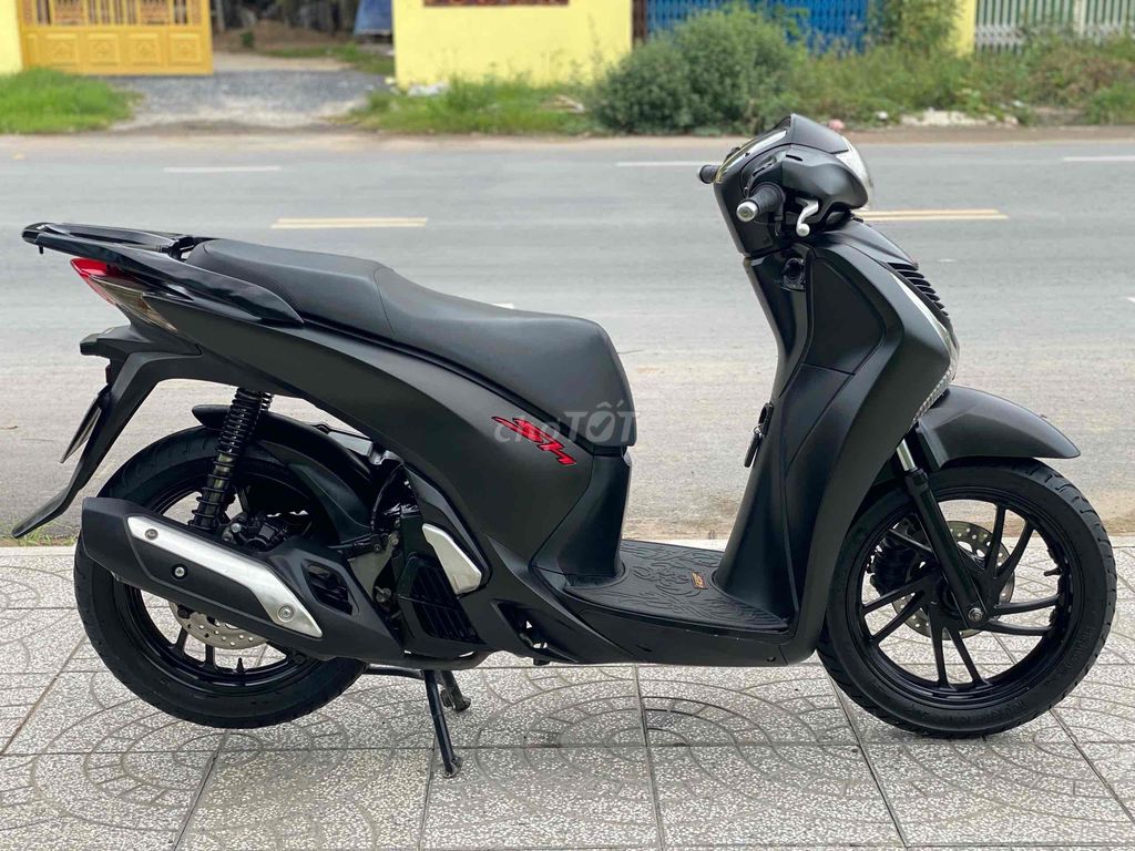 Sh 150 2015 khoá smk,xe đẹp,máy zin chất,có góp. Mua bán Xe máy tại Quận Ninh Kiều Cần Thơ được đăng bởi Cửa Hàng Xe máy Tân Lập Hưng hình 2