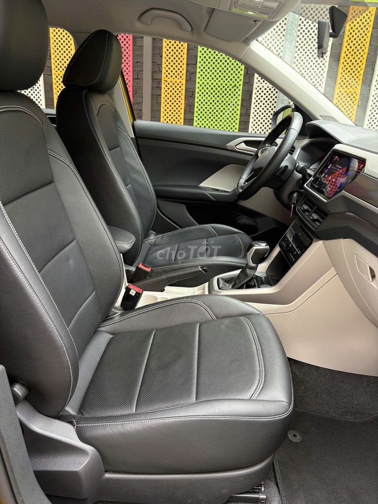 Volkswagen T-Cross Vàng 5 chỗ. Mua bán Ô tô tại Thành phố Thủ Đức Tp Hồ Chí Minh được đăng bởi Nguyễn An Phương hình 15