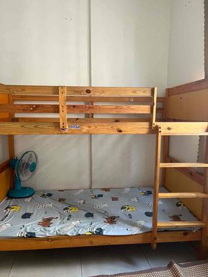 giường tầng cho bé. bằng gỗ, xuất xứ việt nam