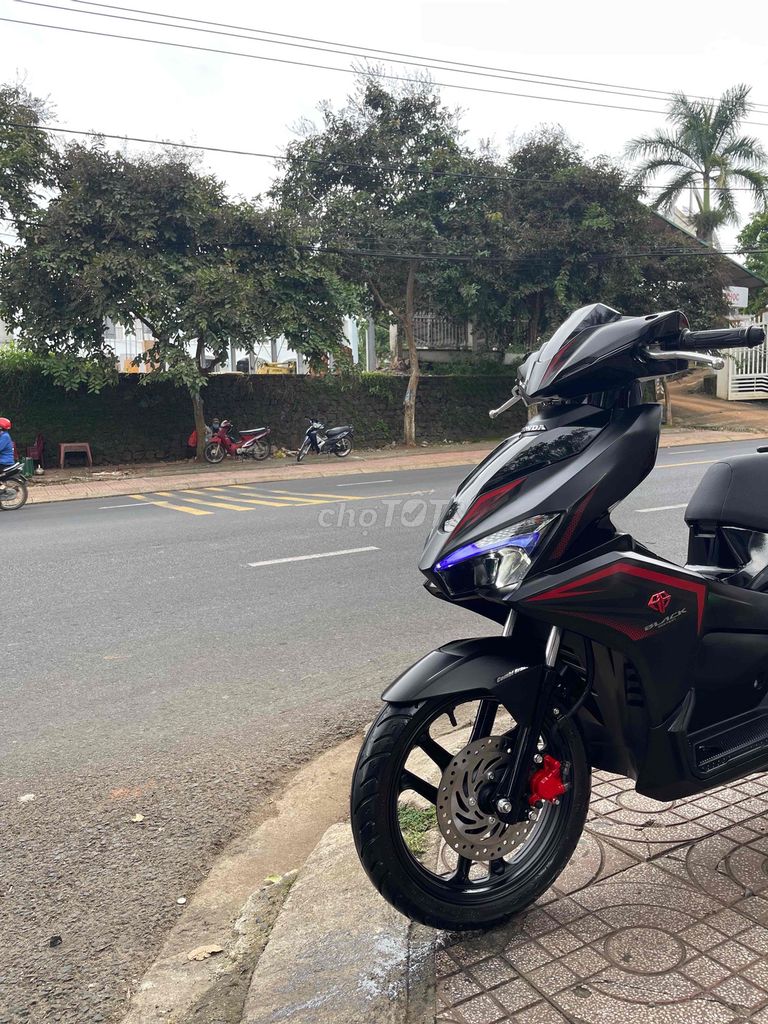 Honda AirBlade 2019 125FI Đen nhám. Mua bán Xe máy tại Thành phố Buôn Ma Thuột Đắk Lắk được đăng bởi xe máy Hồng Phát hình 9