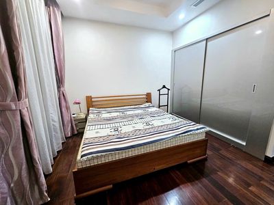 CHO THUÊ CĂN HỘ CHUNG CƯ TẠI TÒA R1 ROYAL CITY.. Cho thuê căn hộ/chung cư tại Quận Thanh Xuân Hà Nội được đăng bởi Diệp Đinh