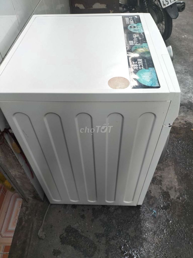 Máy giặt Toshiba 9.5kg inverter