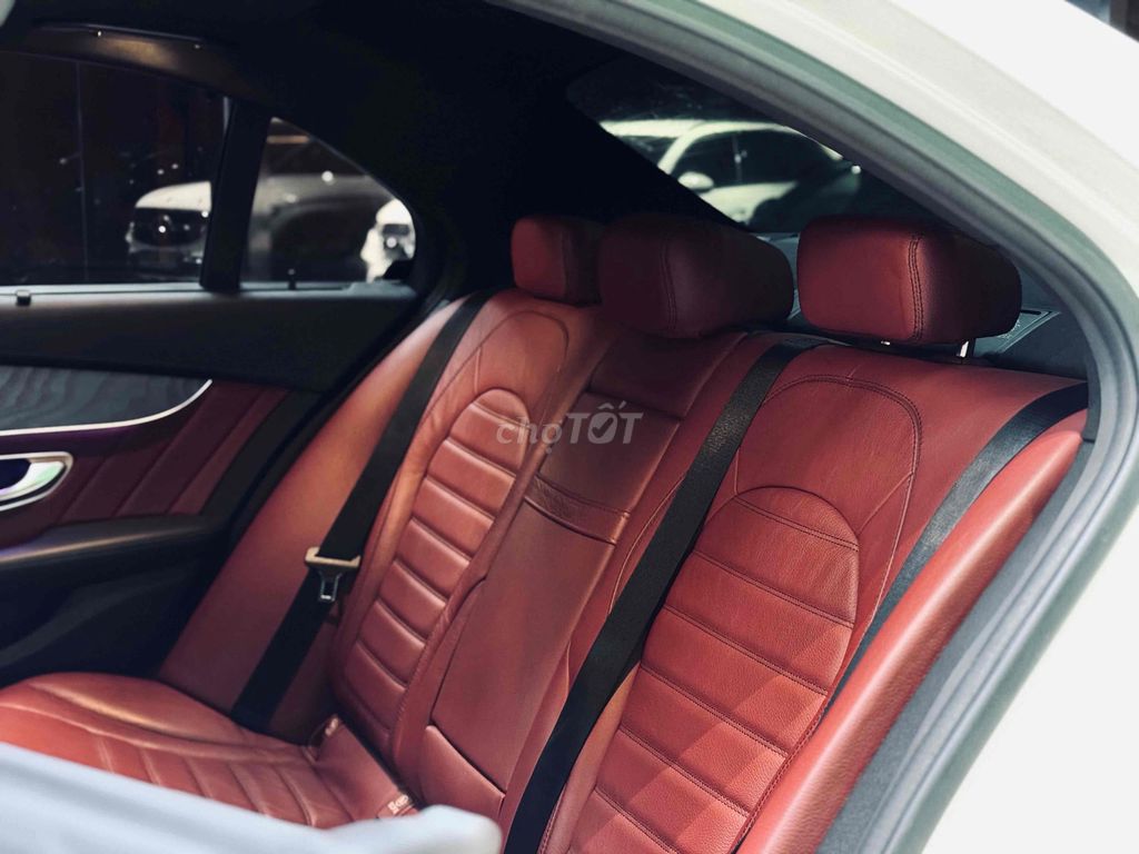 Mercedes Benz C Class 2015 C300 AMG - 84000 km. Mua bán Ô tô tại Quận Tân Bình Tp Hồ Chí Minh được đăng bởi GREENWAY AUTO hình 7