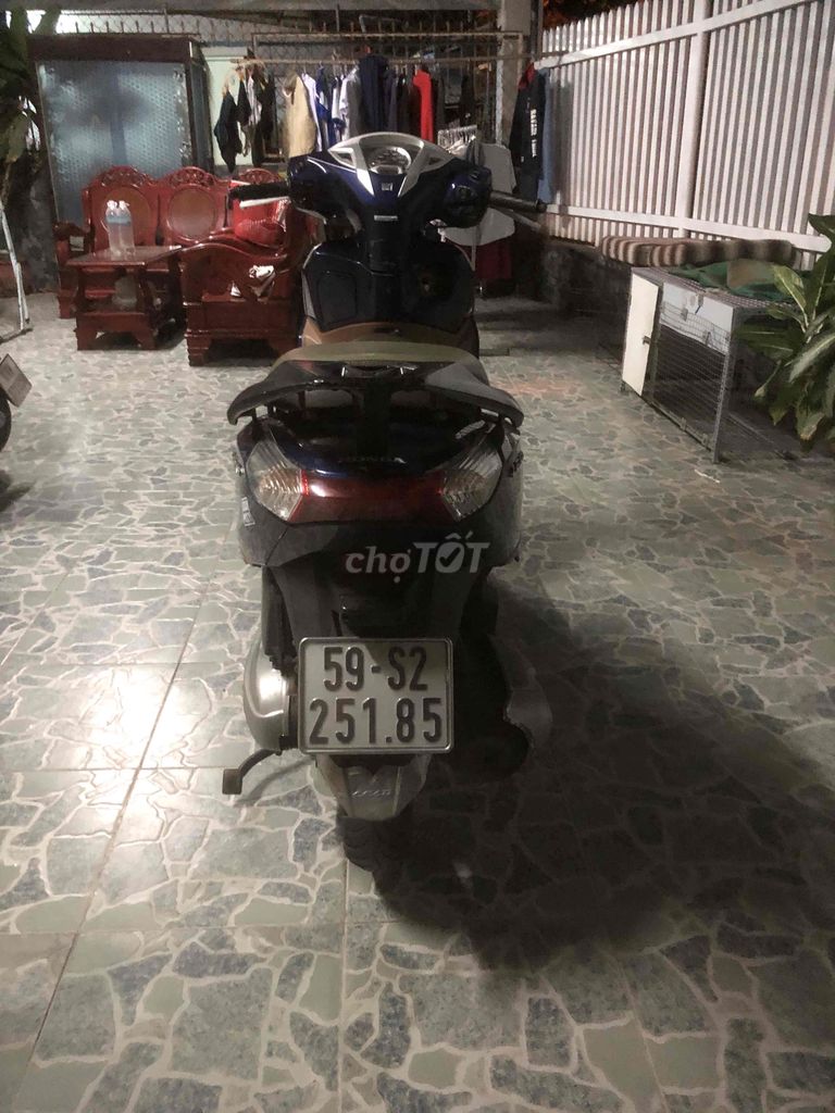 không đi cần bán Lead đời 2015. Mua bán Xe máy tại Thành phố Nha Trang Khánh Hòa được đăng bởi Hoàng Hải Sơn hình 1