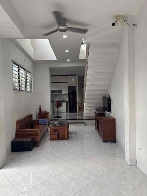 Nhà mới Lô góc Chợ Đại Quang | 50m2 | Lê Hồng Phong Dĩ An