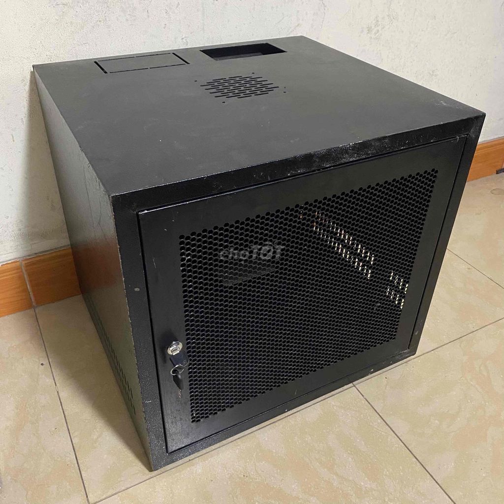 Tủ rack 10U kích thước 55x50x50cm (rộng*cao*sâu). Mua bán Tủ, kệ gia đình tại Quận Đống Đa Hà Nội được đăng bởi Đồ cũ Hà Nội hình 1