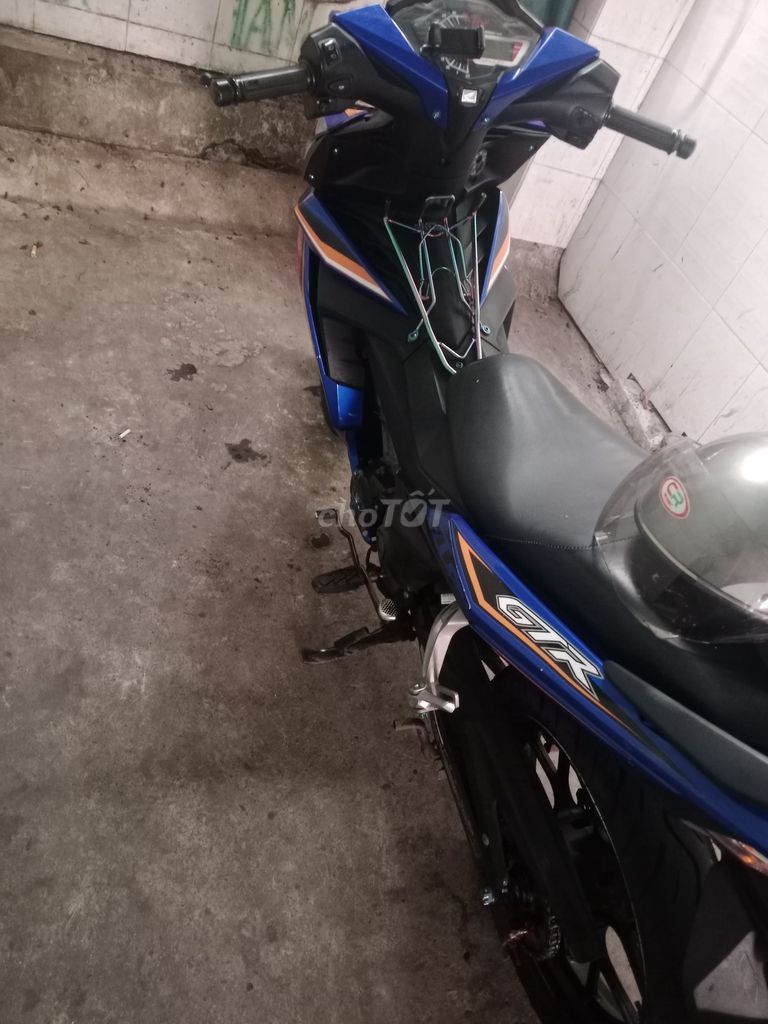 Honda Winner Xanh dương. Mua bán Xe máy tại Thành phố Dĩ An Bình Dương được đăng bởi Nhi Nguyễn hình 5