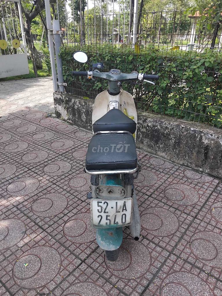 do đổi xe nên bán. Mua bán Xe máy tại Quận Tân Bình Tp Hồ Chí Minh được đăng bởi  cường  hình 3