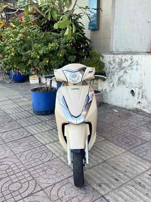 Honda Lead 2015 Vàng kem Biển Hcm chính chủ kí mb
