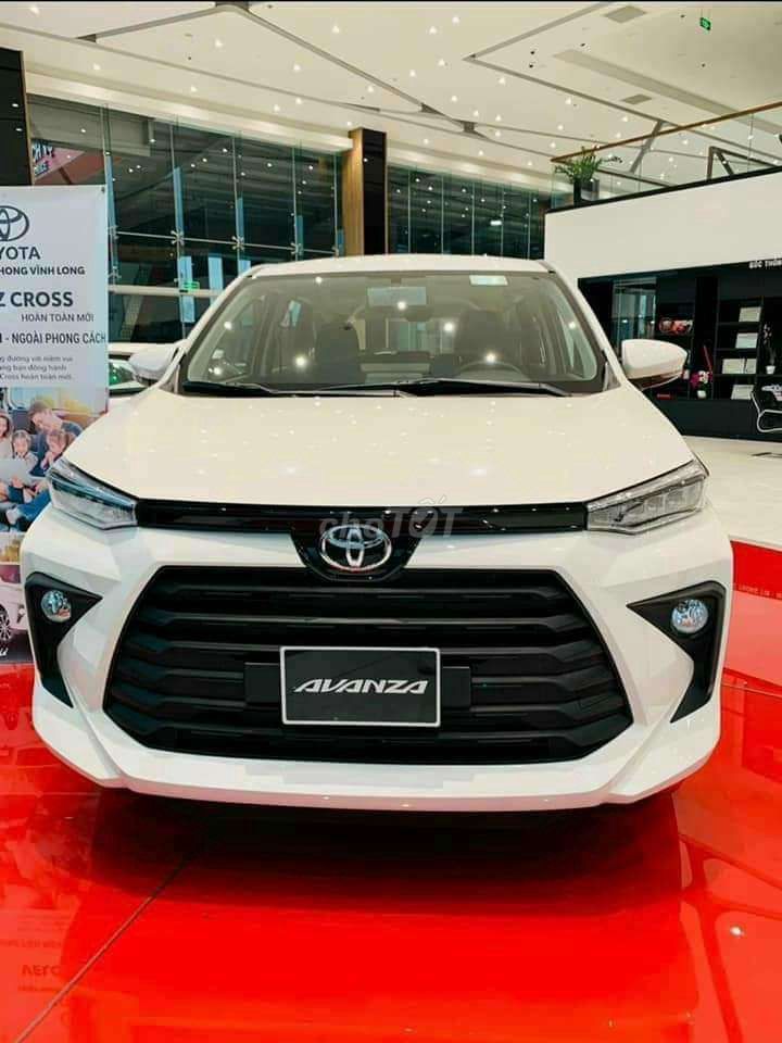 Toyota Avanza ưu đãi 100% T Bạ từ Đại Lý Đà Nẵng